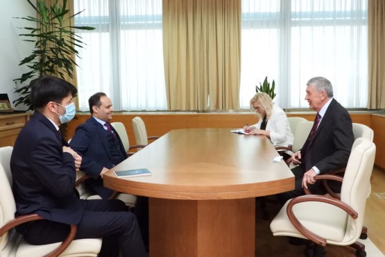 Zamjenik predsjedavajuće Predstavničkog doma Nebojša Radmanović primio u nastupnu posjetu ambasadora Kraljevine Saudijske Arabije u BiH